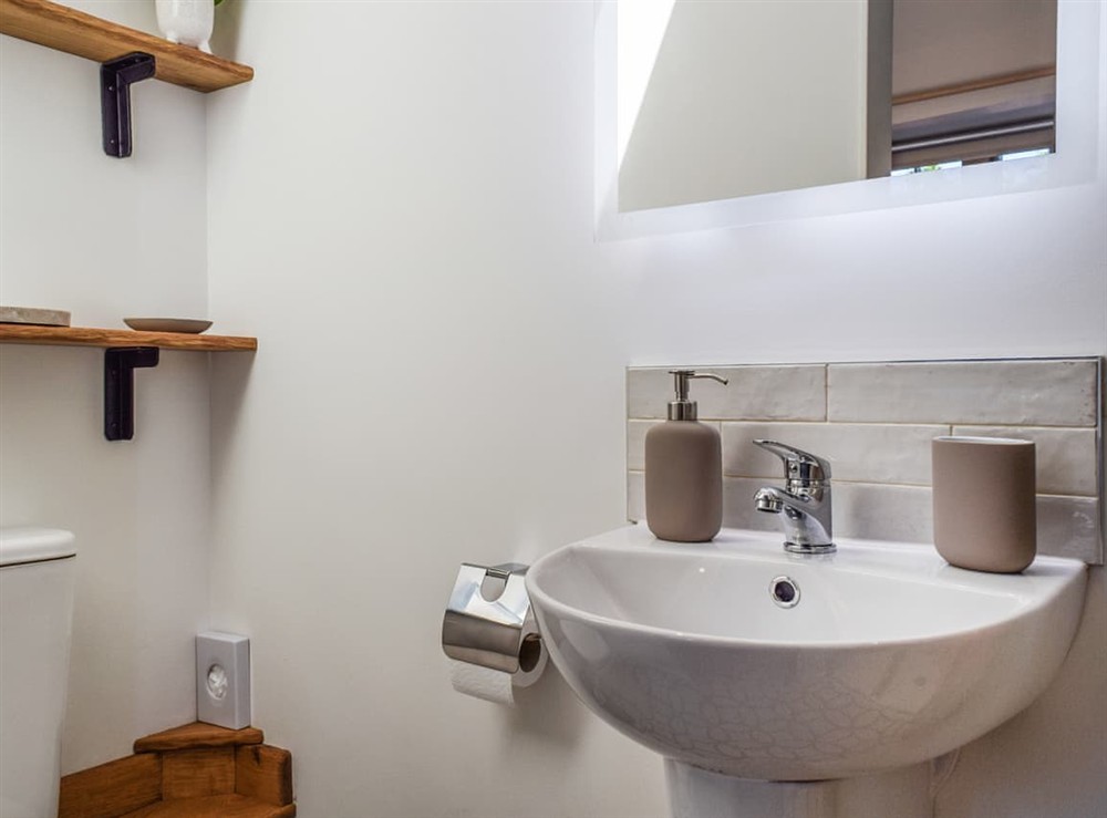 Bathroom (photo 2) at Maisies Stable in Stretton-on-Dunsmore, near Warwick, Warwickshire