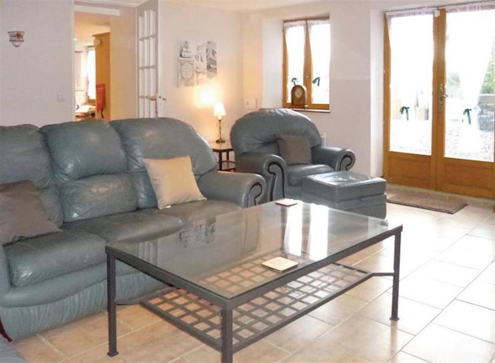 Comfortable leather sofa and chairs
