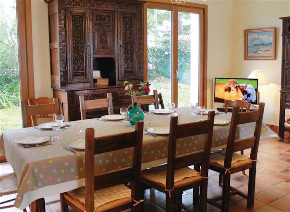 Living area (photo 2) at Maison du Port in Fouesnant, Brittany, France