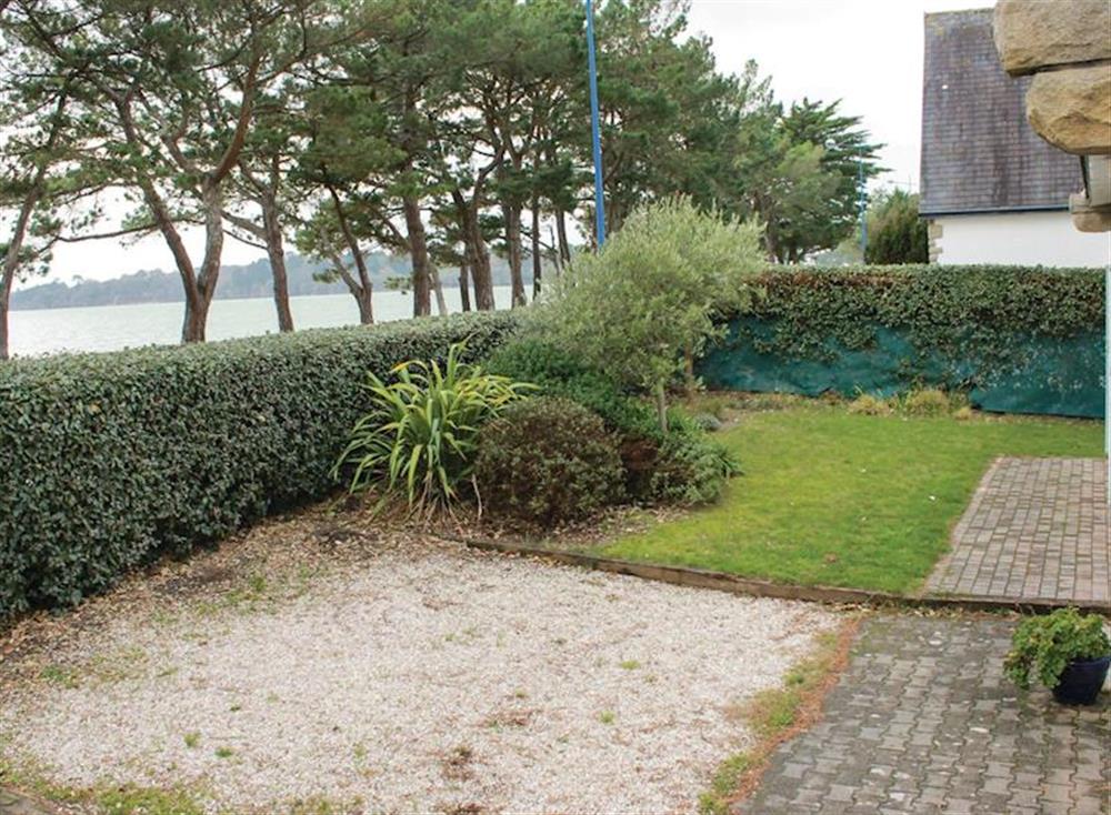 Outdoor area (photo 4) at Maison du Port in Fouesnant, Brittany, France