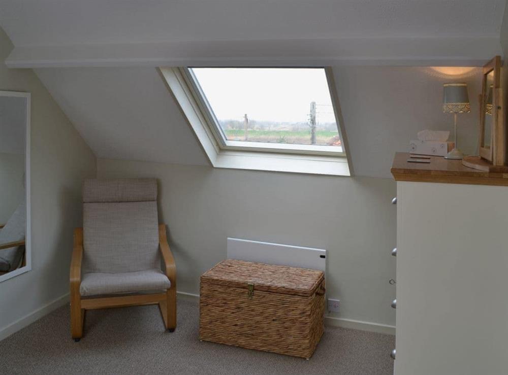 Double bedroom (photo 3) at Maison du Quai in Cley-next-the-Sea, Norfolk