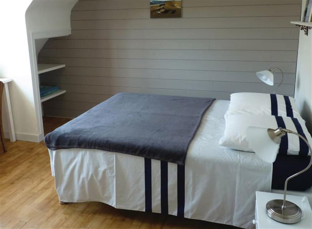 Bedroom (photo 5) at Maison Fouesnant in Fouesnant, Finistère , France