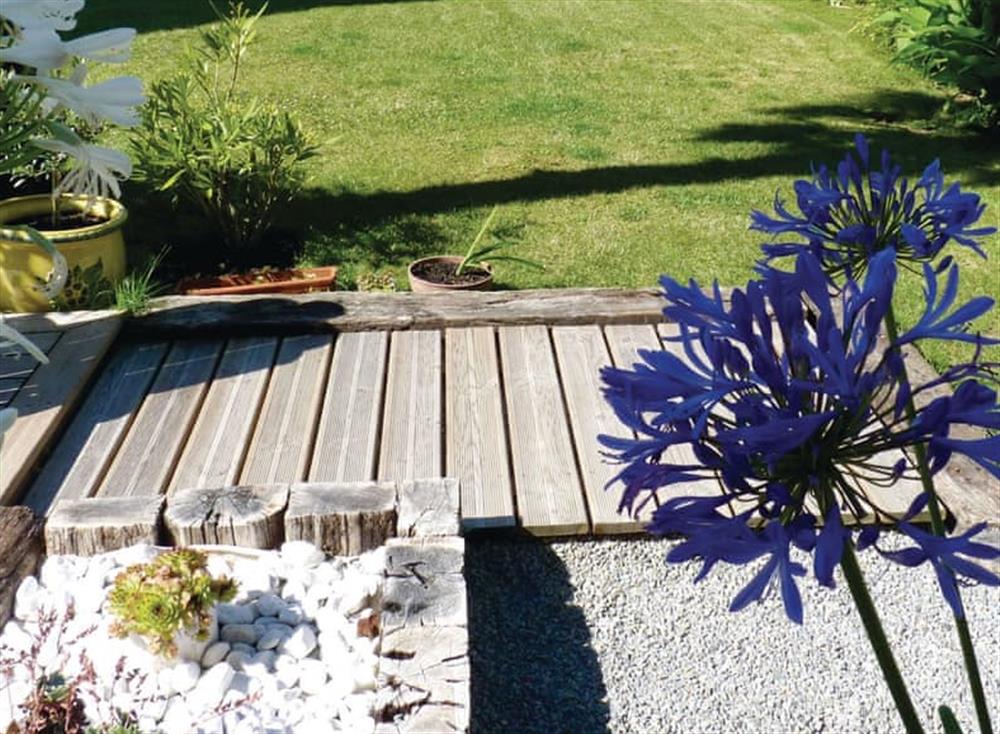 Outdoor area (photo 2) at Maison Fouesnant in Fouesnant, Finistère , France