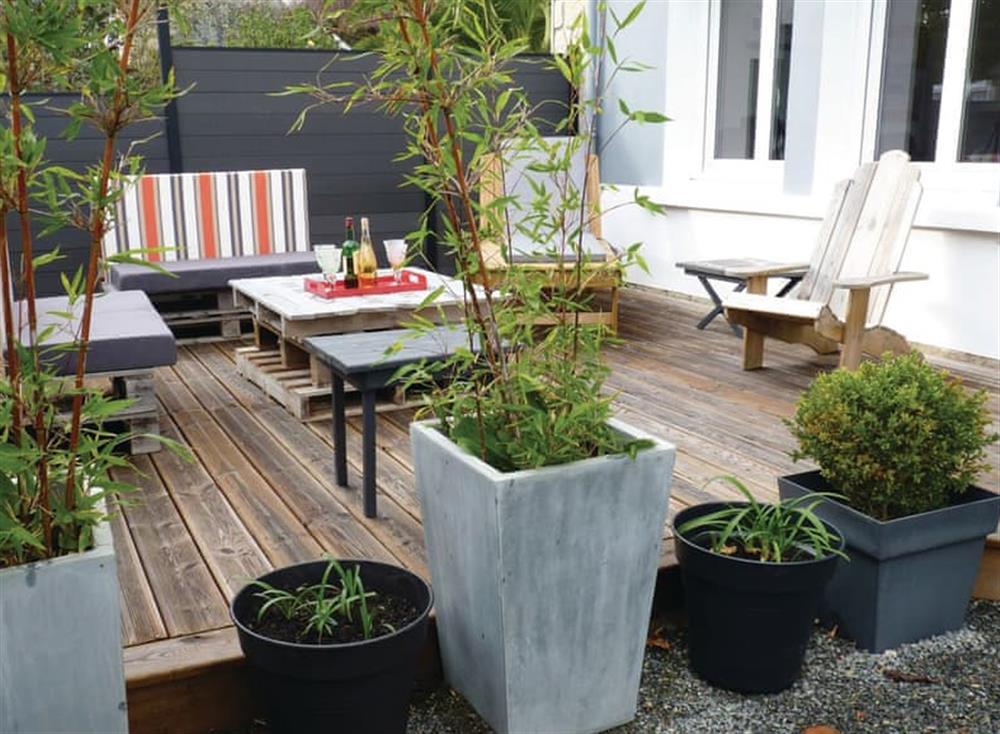Outdoor area (photo 4) at Maison Fouesnant in Fouesnant, Finistère , France