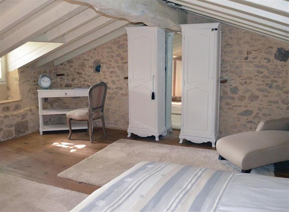 Bedroom (photo 3) at Maison Lot in Laussou, Lot-et-Garonne, France