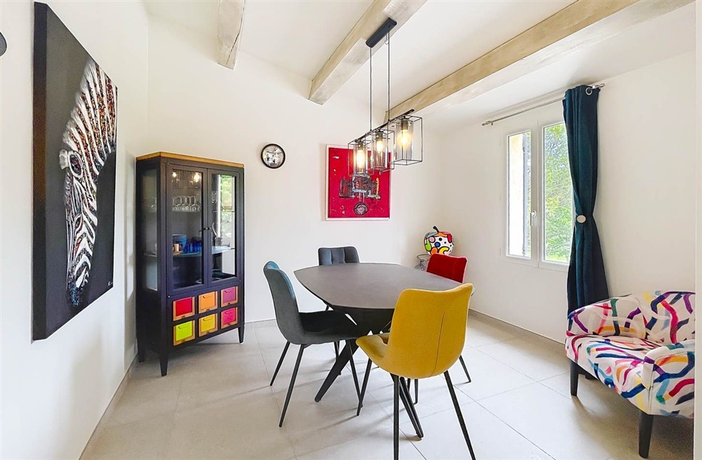 Maison Zebre