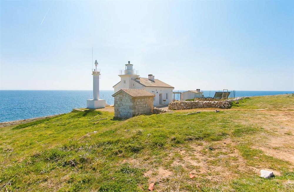 Malena Lighthouse (photo 31) at Malena Lighthouse in Pula, Croatia