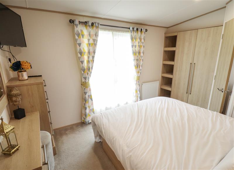 Bedroom at Malham Number 7 Rudd Lake, Tattershall