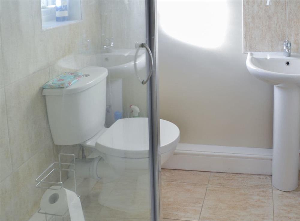Shower room with cubicle at Mallams in Portland, near Weymouth, Dorset