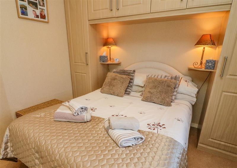A bedroom in Mallard Lodge at Mallard Lodge, Carnforth