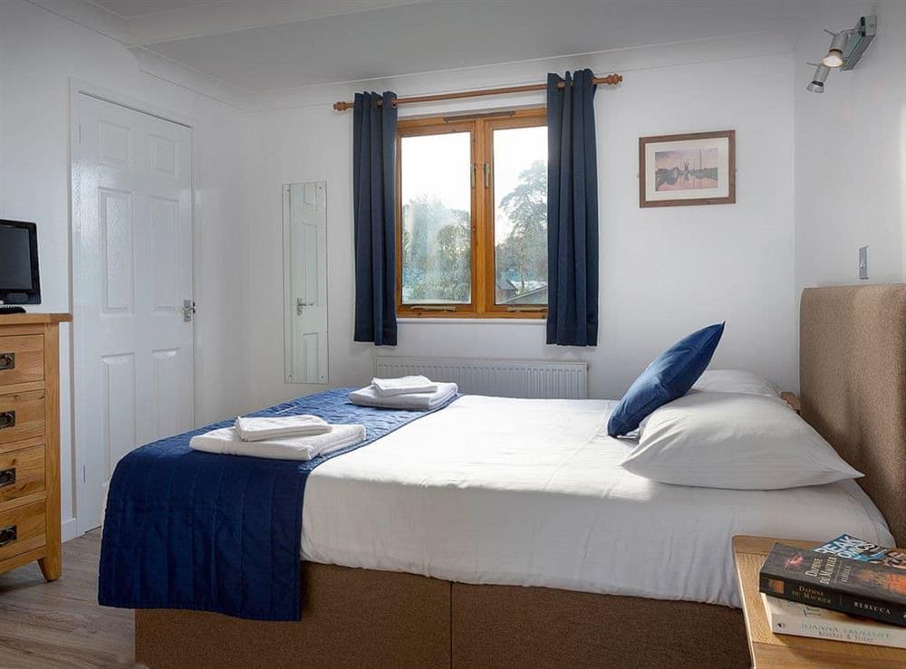 Relaxing en-suite double bedroom at Mallard in Wroxham, Norfolk., Great Britain