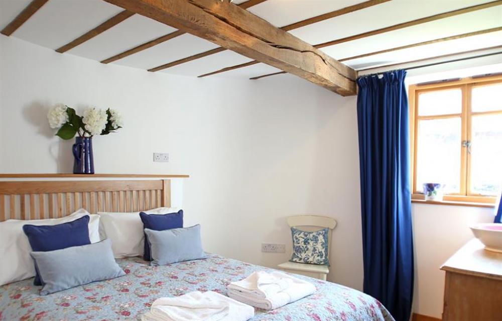 Double bedroom (photo 2) at Mallingdown Farm, Piltdown, Sussex