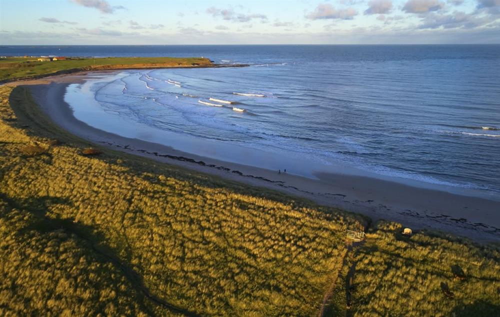 The beautiful beaches of Bamburgh, Embleton and Beadnell are just a short drive away (photo 2) at Mallow Lodge, Bamburgh