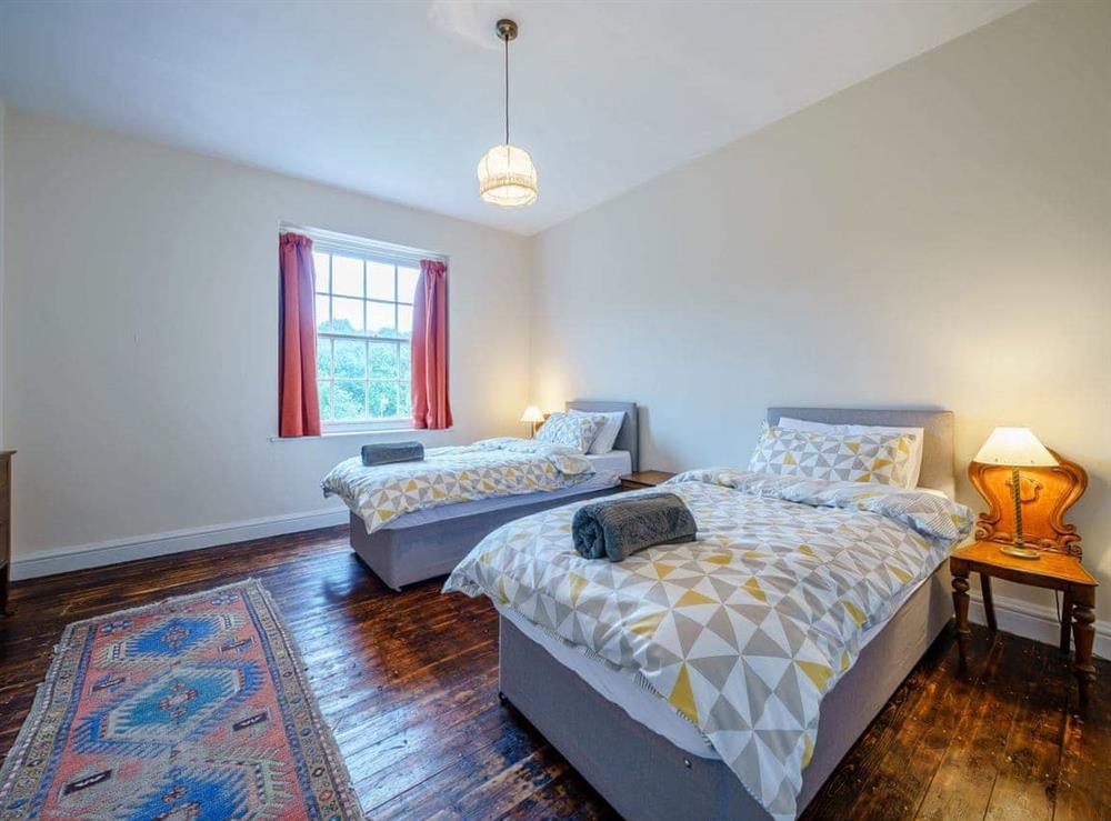 Twin bedroom at Malt House in Skenfrith, near Monmouth, Gwent