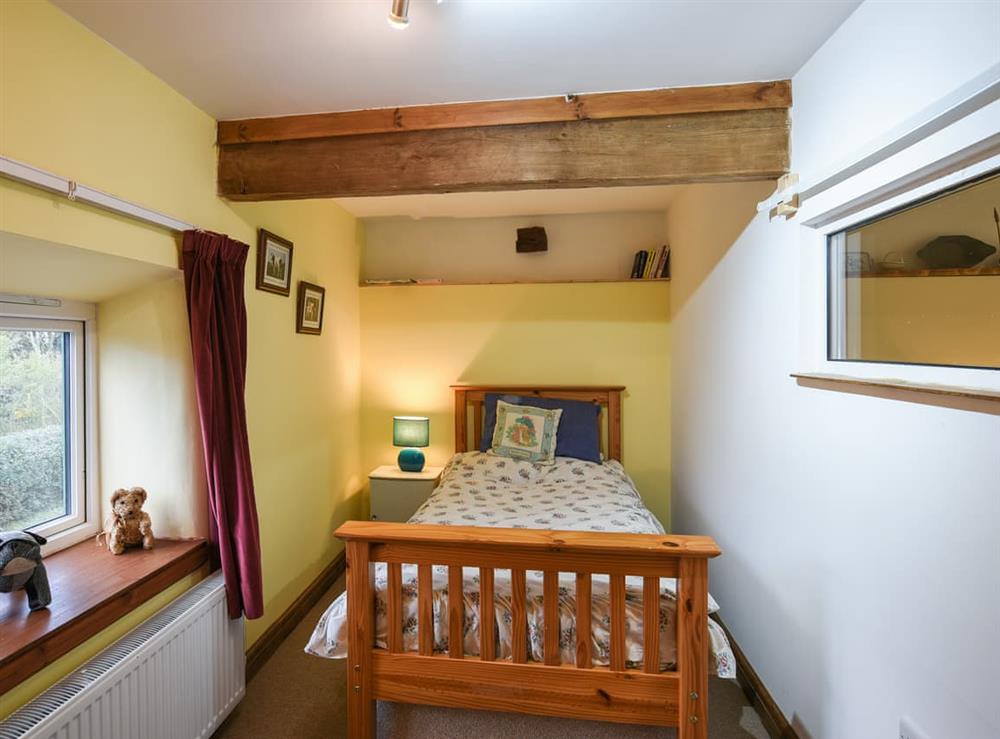 Single bedroom at Maltkiln Court in Nantwich, Hampshire