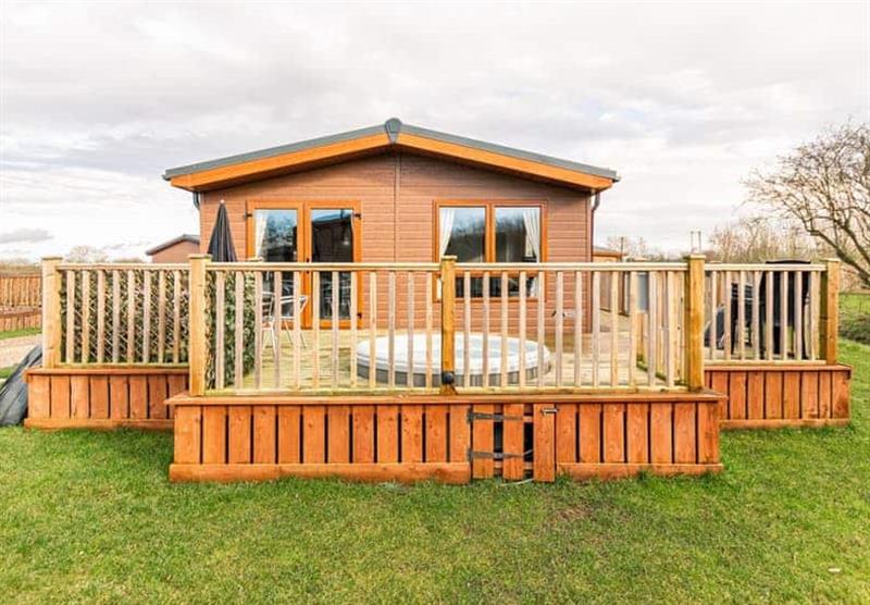 The Retreat VIP with an outdoor hot tub at Malton Grange Country Park in Amotherby, Yorkshire