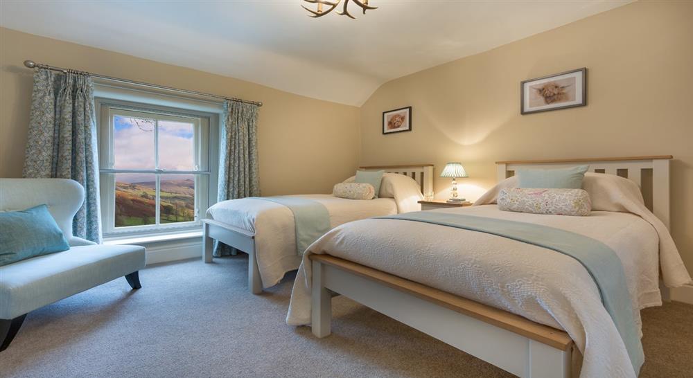 The twin bedroom at Mam Farm in Hope Valley, Derbyshire