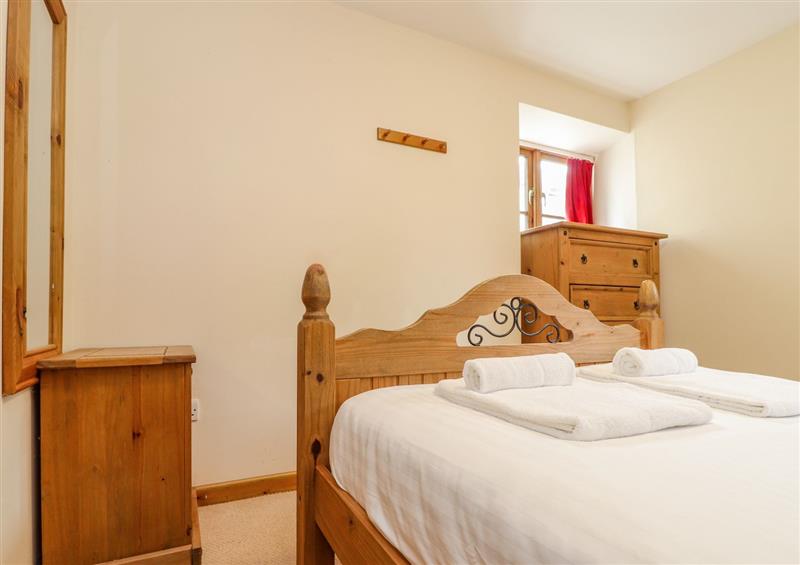 This is a bedroom (photo 2) at Manacles, Mawnan Smith