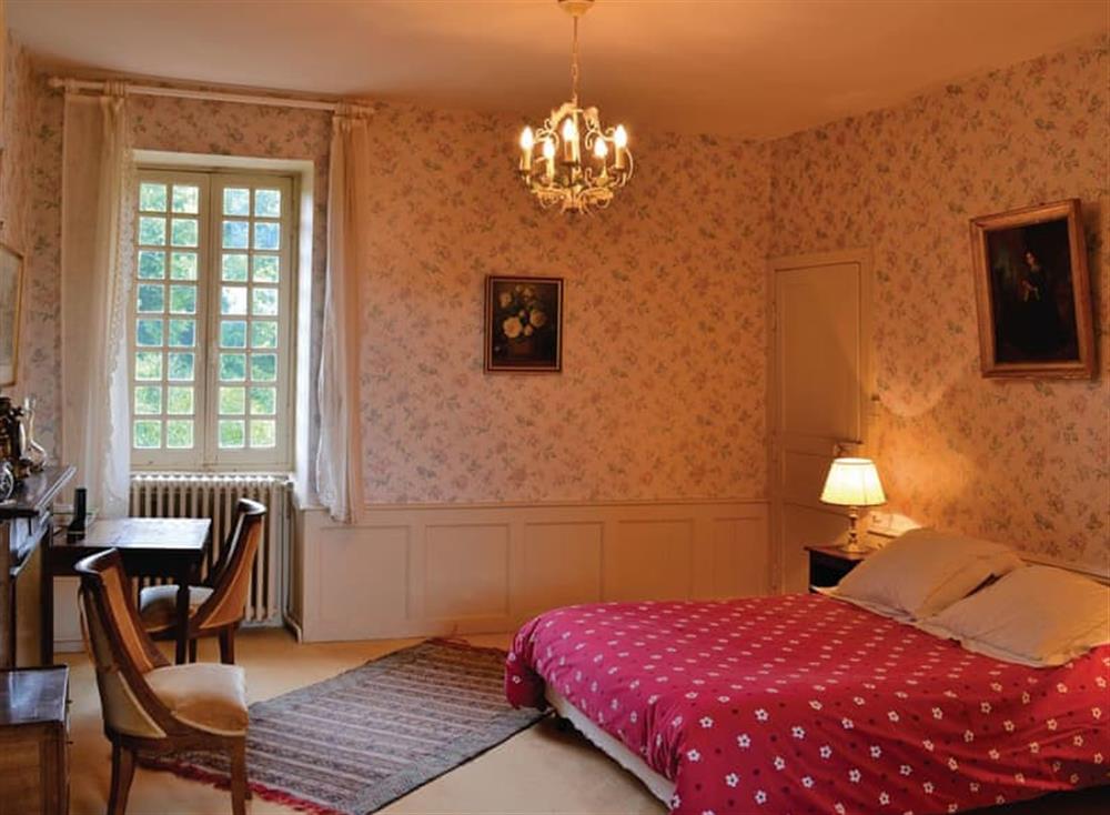 Bedroom (photo 4) at Manoir de Mombette in C&eacute;nac, Dordogne, France