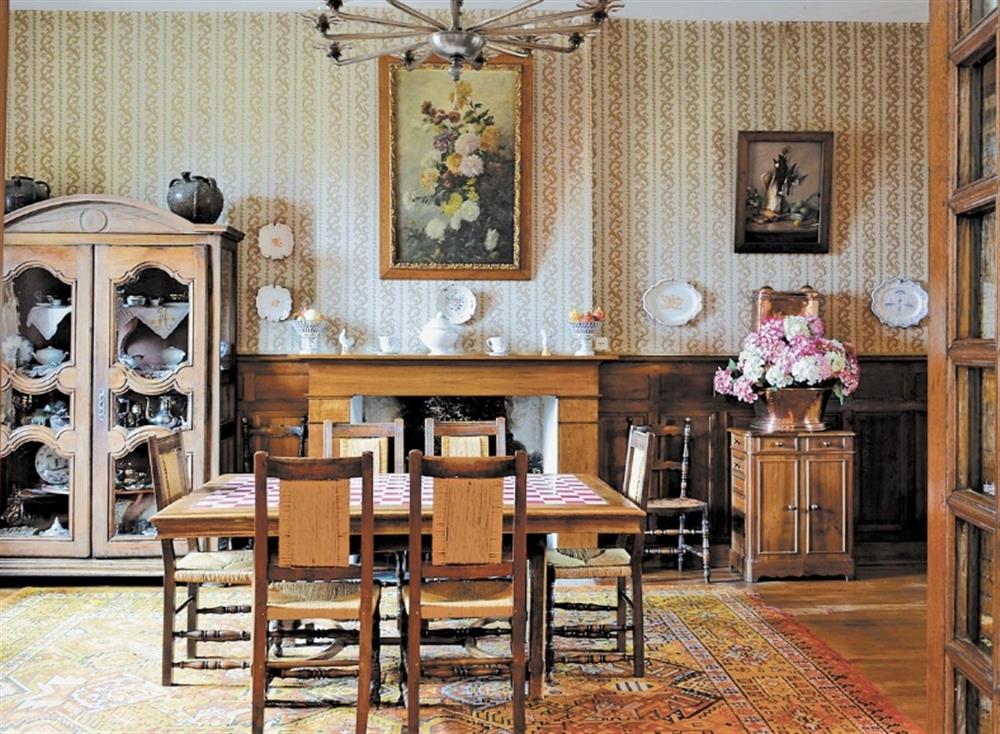 Dining Area at Manoir de Mombette in C&eacute;nac, Dordogne, France