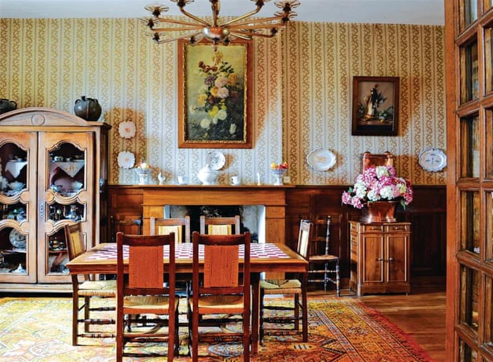 Living area (photo 3) at Manoir de Mombette in C&eacute;nac, Dordogne, France