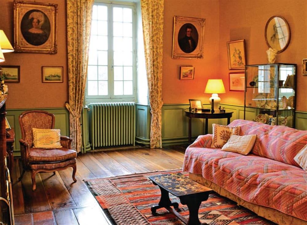 Living area at Manoir de Mombette in C&eacute;nac, Dordogne, France