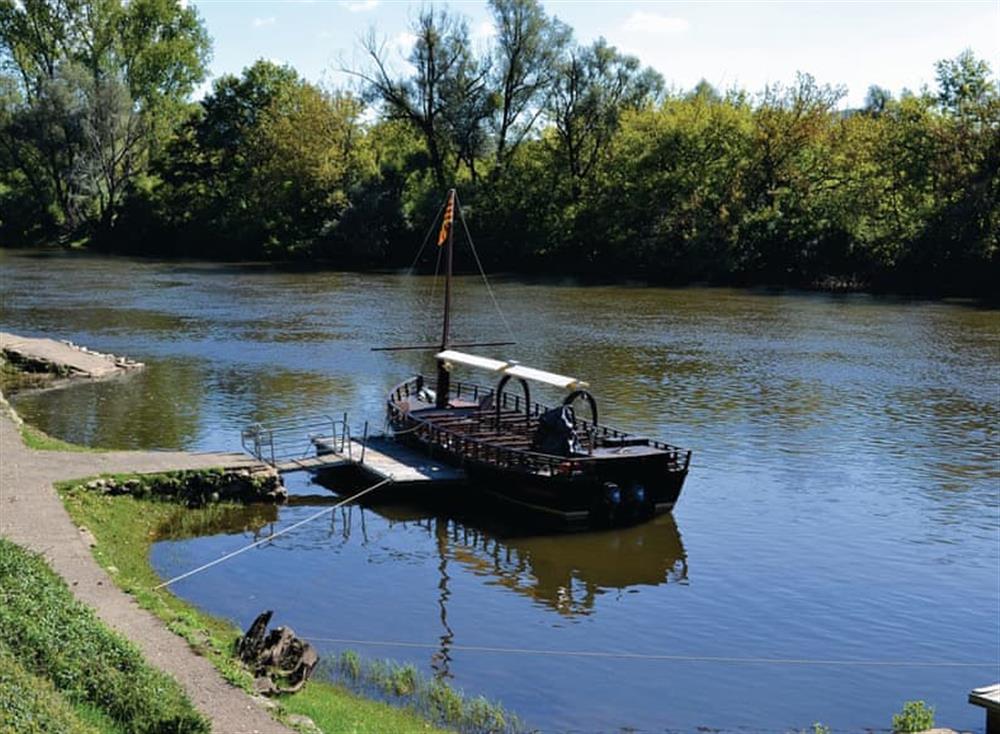 Surrounding area (photo 6) at Manoir de Mombette in C&eacute;nac, Dordogne, France