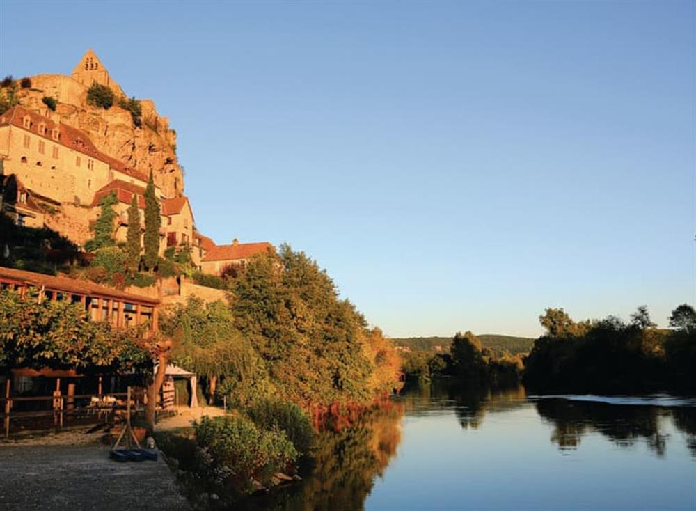 Surrounding area at Manoir de Mombette in C&eacute;nac, Dordogne, France