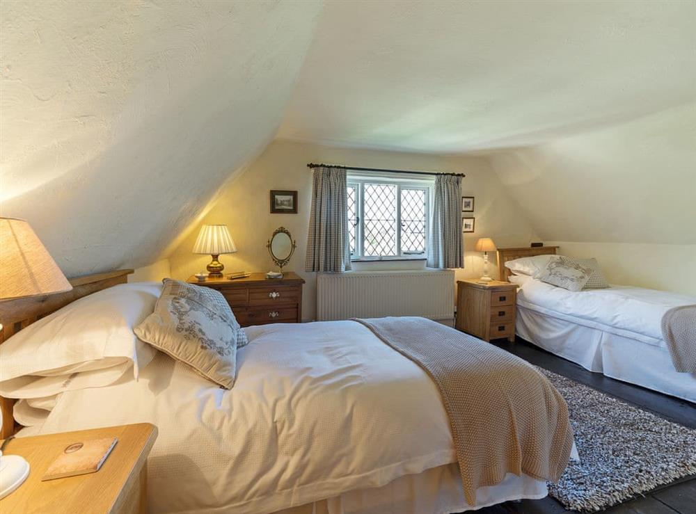 Charming twin bedroom at Manor Cottage in Eckington, near Pershore, Worcestershire