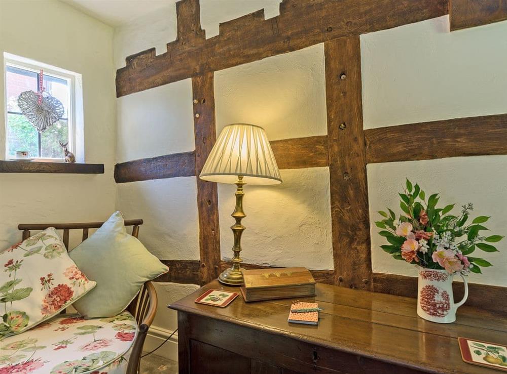 Elegant dining room with beams (photo 2) at Manor Cottage in Eckington, near Pershore, Worcestershire