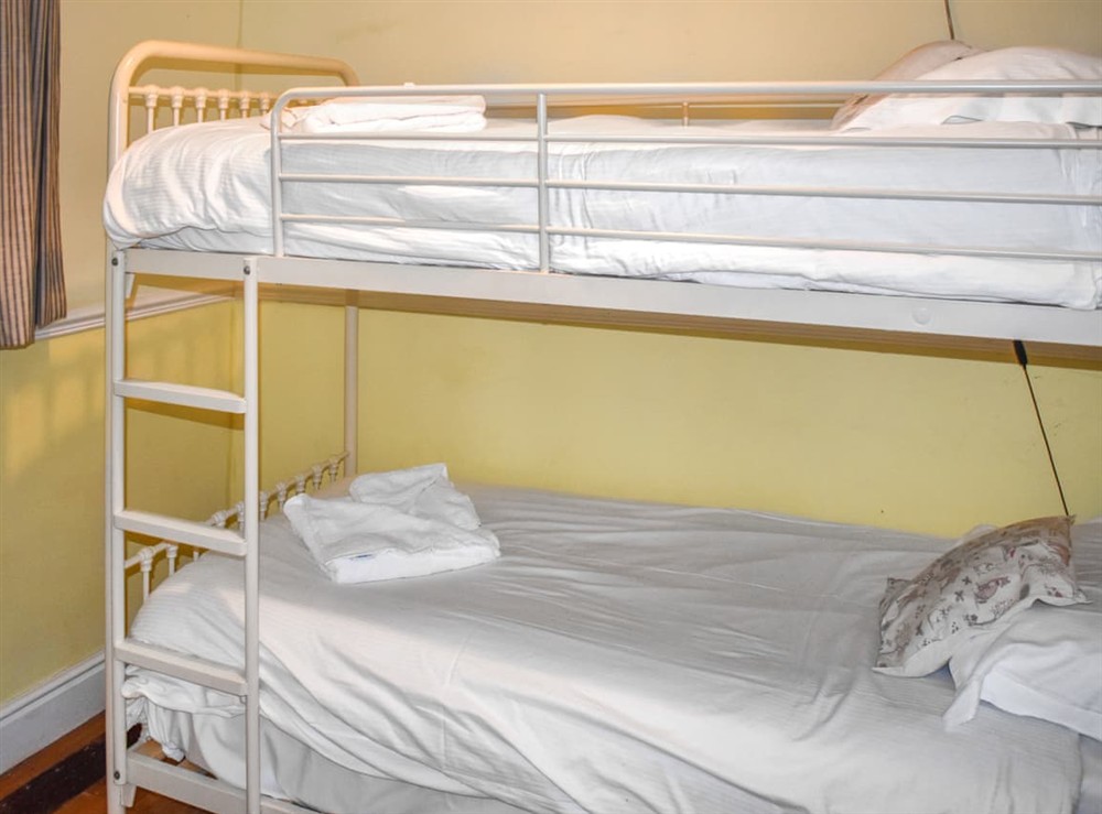 Twin bedroom at Manor Cottage in Ilfracombe, Devon