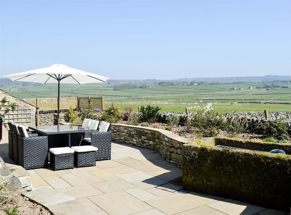 stunning views from this luxurious detached holiday cottage at Manor Cottage in Wardlow, near Buxton, Derbyshire, England