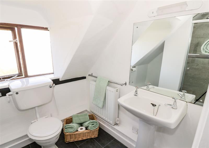 This is the bathroom at Manor Farm Cottage, Hill Croome near Upton Upon Severn
