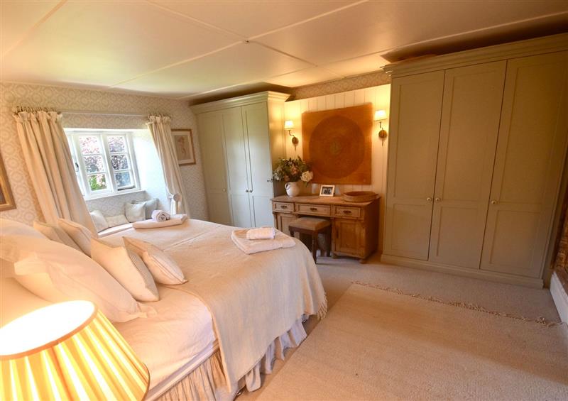 One of the 4 bedrooms (photo 2) at Manor Farm House, Failand