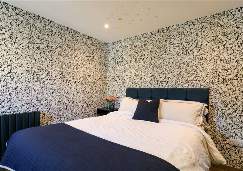 Bedroom (photo 2) at Manor Farm House, Merton near Bicester