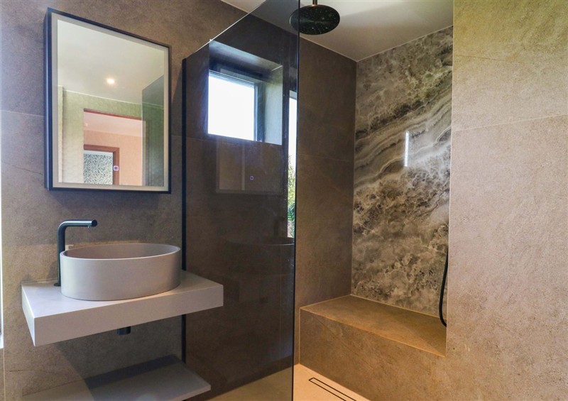 This is the bathroom (photo 3) at Manor Farm House, Merton near Bicester