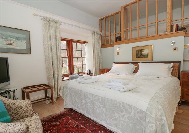 This is a bedroom (photo 2) at Manor Farmhouse, Dittisham