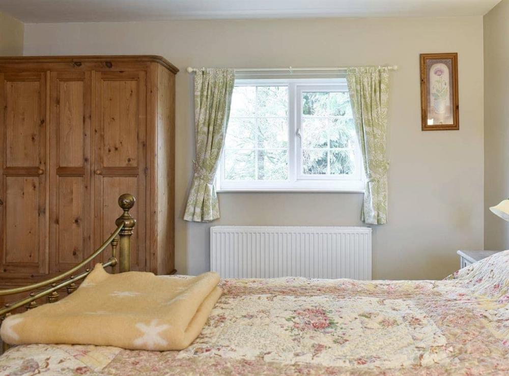 Peaceful double bedroom at Manor House Cottage in Holme on Swale, near Thirsk, North Yorkshire