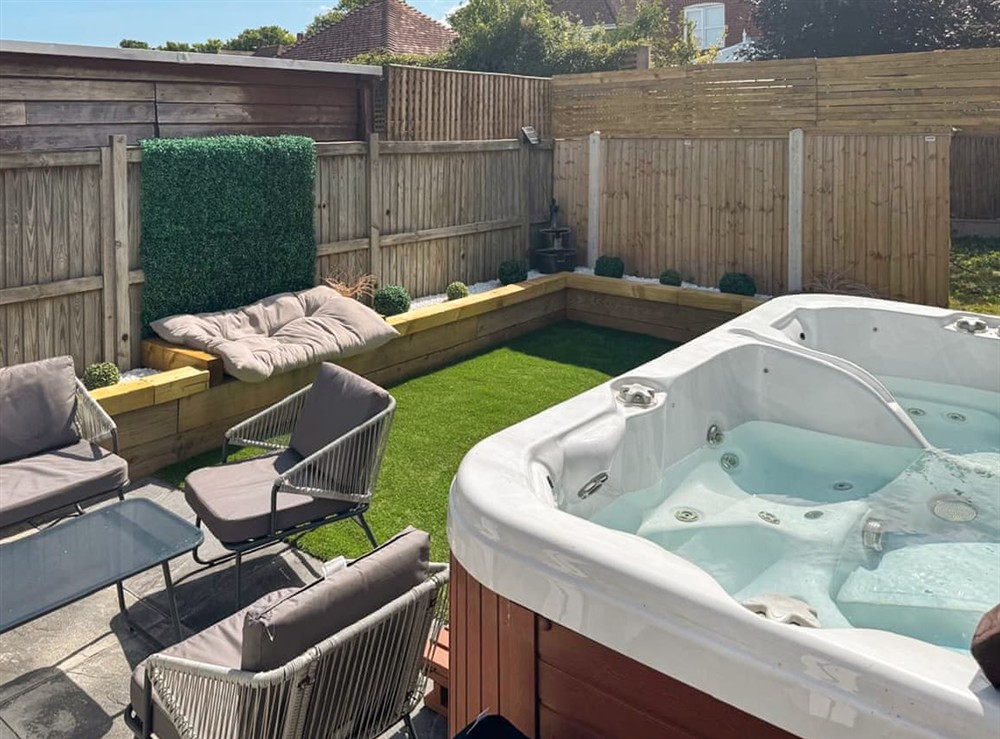 Hot tub at Manor Lodge in Birchington, Kent