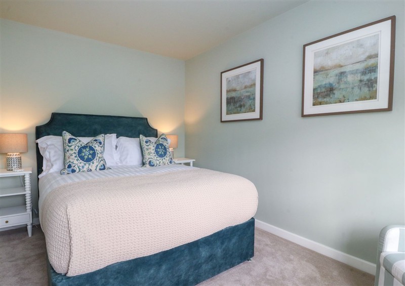 One of the 3 bedrooms (photo 2) at Manor Lodge, Clitheroe