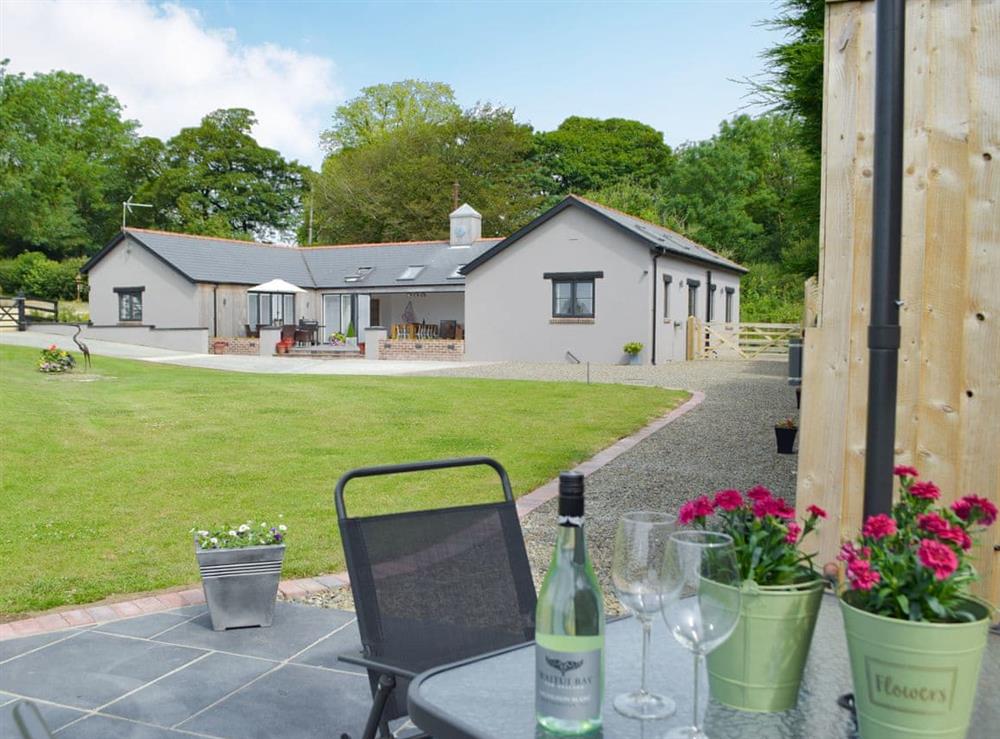 Wonderful holiday home in charmig grounds at Manor Lodge Stables in Wiston, near Haverfordwest, Dyfed