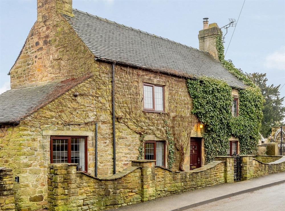 Photos of Manor Road Cottage, South Wingfield, near Belper, Derbyshire
