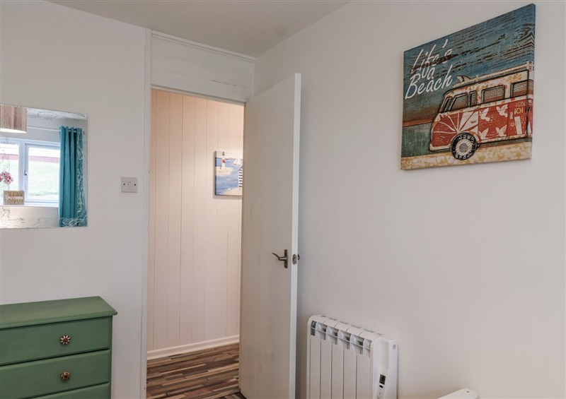 One of the 3 bedrooms (photo 3) at Manorcombe 21, Honicombe Holiday Village near Gunnislake