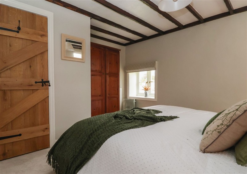 A bedroom in Maple Tree Cottage at Maple Tree Cottage, Knaresborough