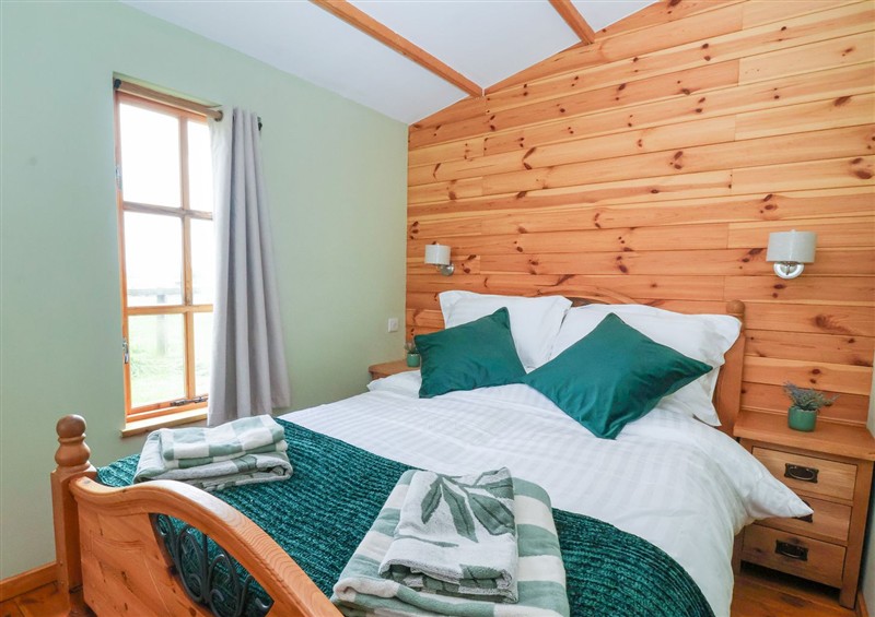 This is a bedroom (photo 2) at Maple Tree Lodge, Strensall