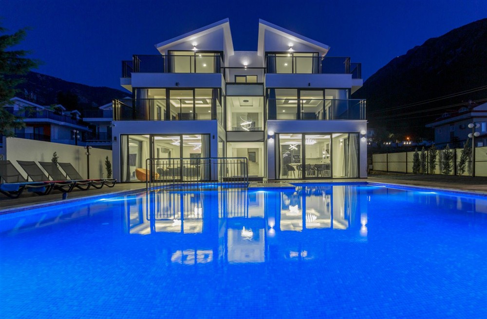 Maple Villa