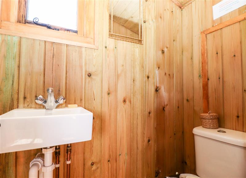 This is the bathroom at Maquessa Shepherds Hut, Dumfries