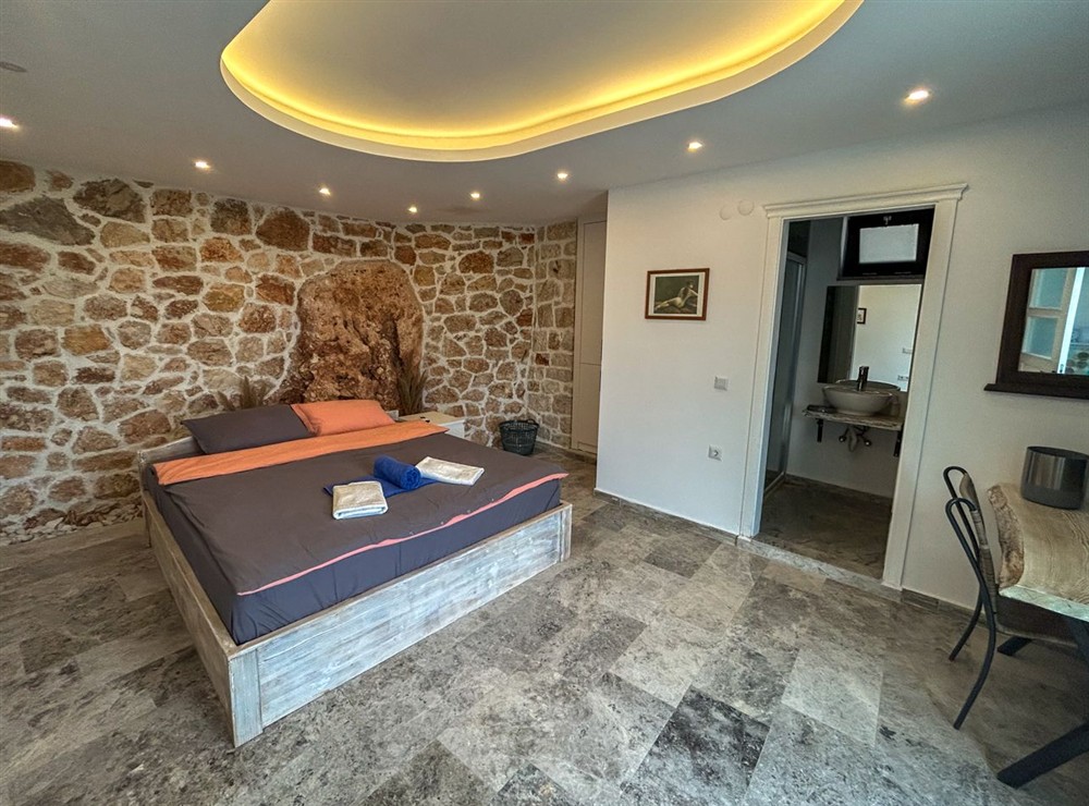 Marangoz Evi