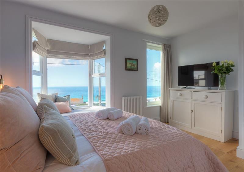 A bedroom in Marchbourne at Marchbourne, St Ives