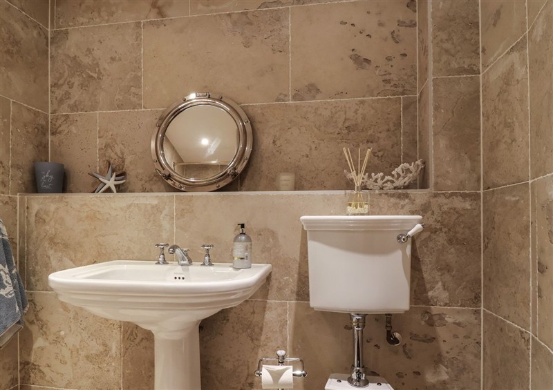 Bathroom at Marina, Cawsand